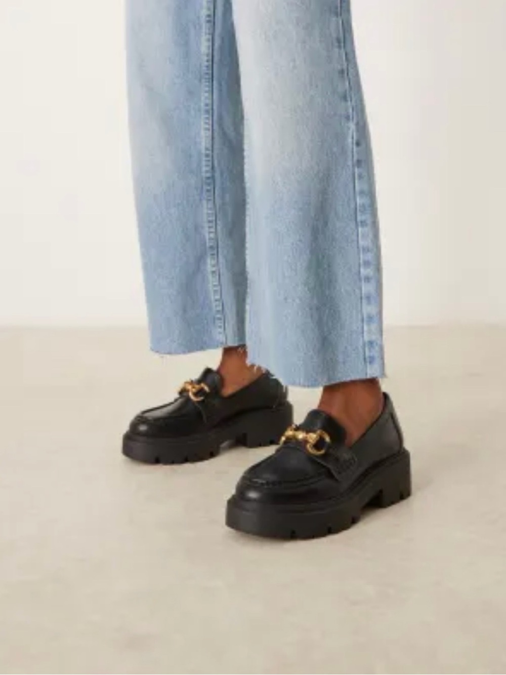 ASOS DESIGN Milan chunky chain detail loafers in black size 7